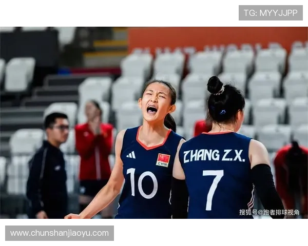 中国女排连胜晋级奥运会展现团队力量与拼搏精神燃动体育热潮