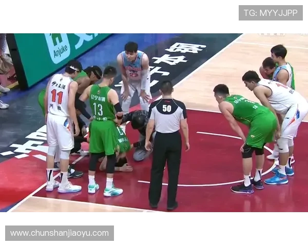 中国男篮力克强敌晋级世界杯八强 张镇麟关键时刻绝杀助力队伍逆袭