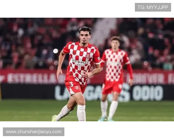 巴拉多利德俱乐部迎来新主帅，球队重建目标明确，球迷期待新赛季表现