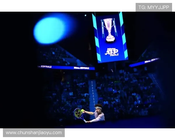 网球赛季新动向:全球顶级选手争夺冠军,赛事激烈角逐进入白热化阶段 网球赛季新动向:全球顶级选手争夺冠军,赛事激烈角逐进入白热化阶段