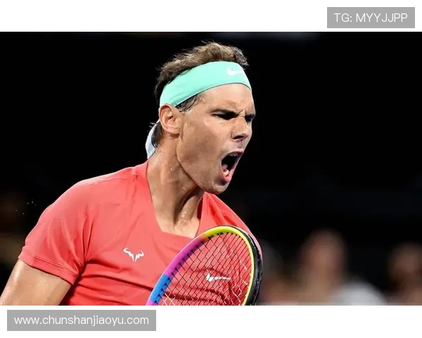 网球大师赛精彩落幕 纳达尔迎来职业生涯新高峰，未来赛事展望引热议