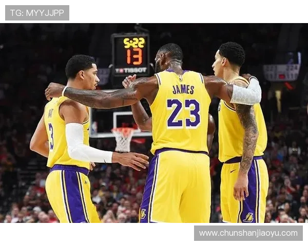 詹姆斯率湖人关键逆转联盟格局新赛季争冠形势生变多队补强暗流涌动